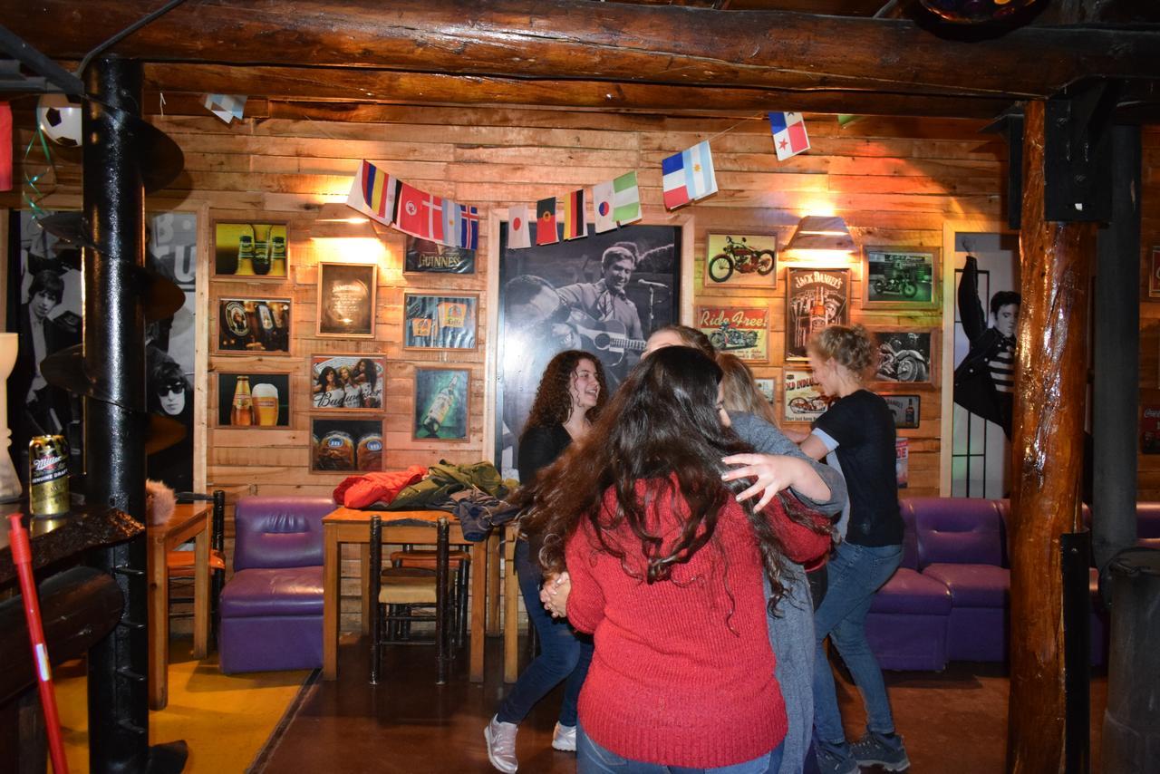 Hostel Internacional Мендоса Екстер'єр фото